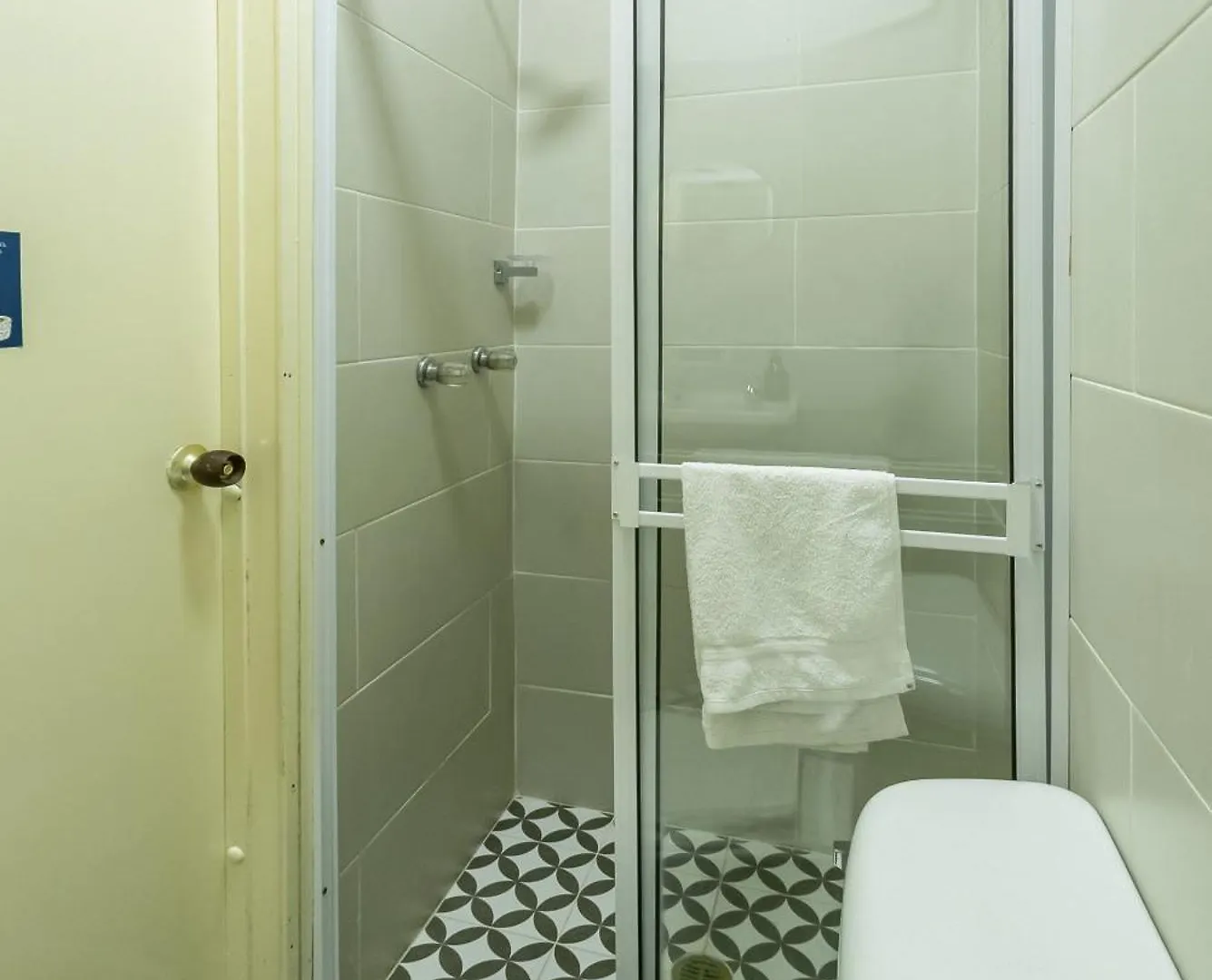 Hostal R10 Богота 0*,  Колумбия