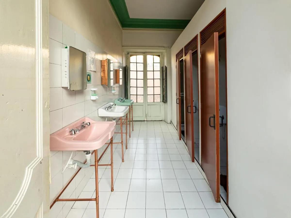 אכסניה בוגוטה Hostal R10