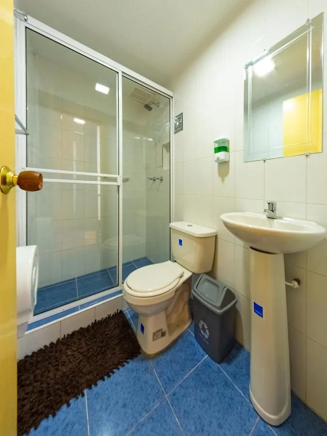 Hostal R10 波哥大 旅馆