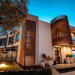 Miramare 4* Vlorë